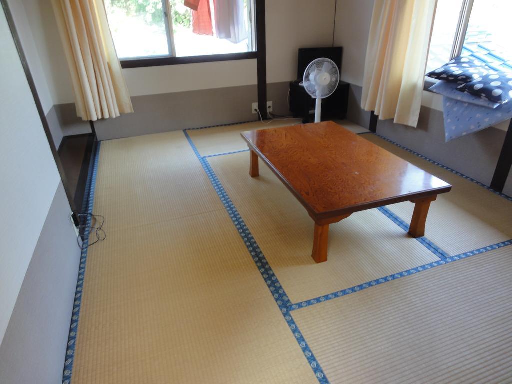 Hôtel Kuroemuso à Katsuura  Extérieur photo